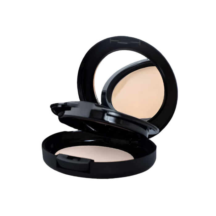 compact pot of ivory concealer